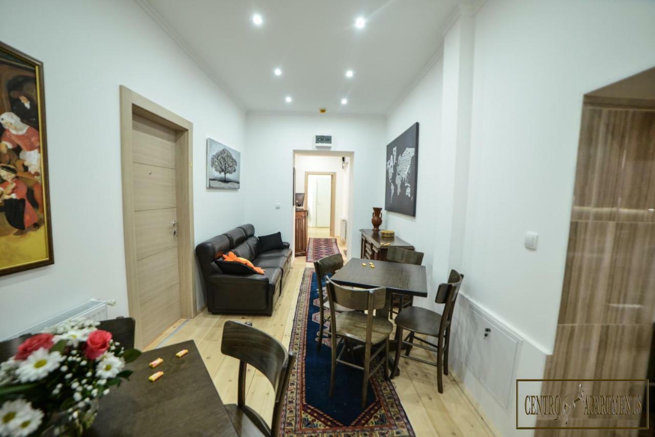 Centro Apartments スレムスカ・ミトロヴィツァ エクステリア 写真